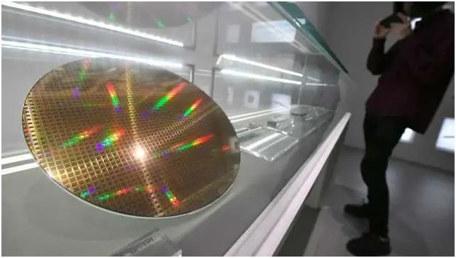 dbe2d648adc8a184e0fb0b609fedce29